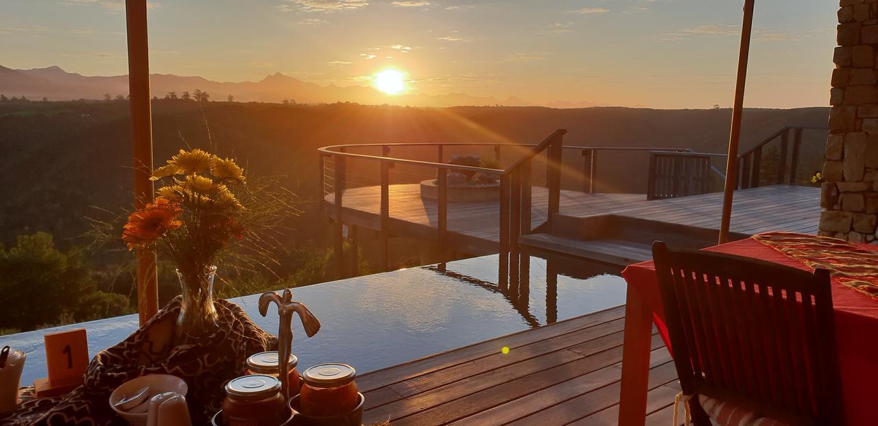 Tamodi Lodge Plettenbergbaai Buitenkant foto