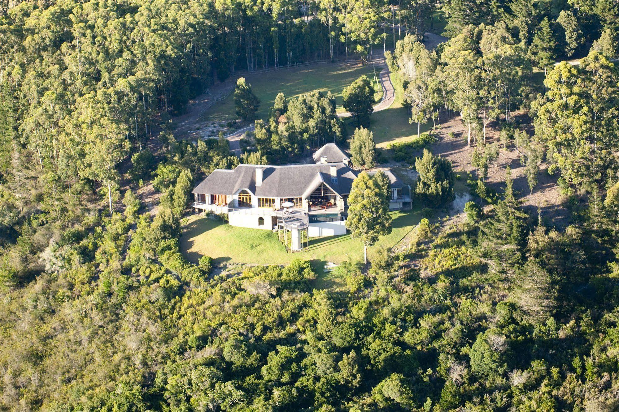 Tamodi Lodge Plettenbergbaai Buitenkant foto