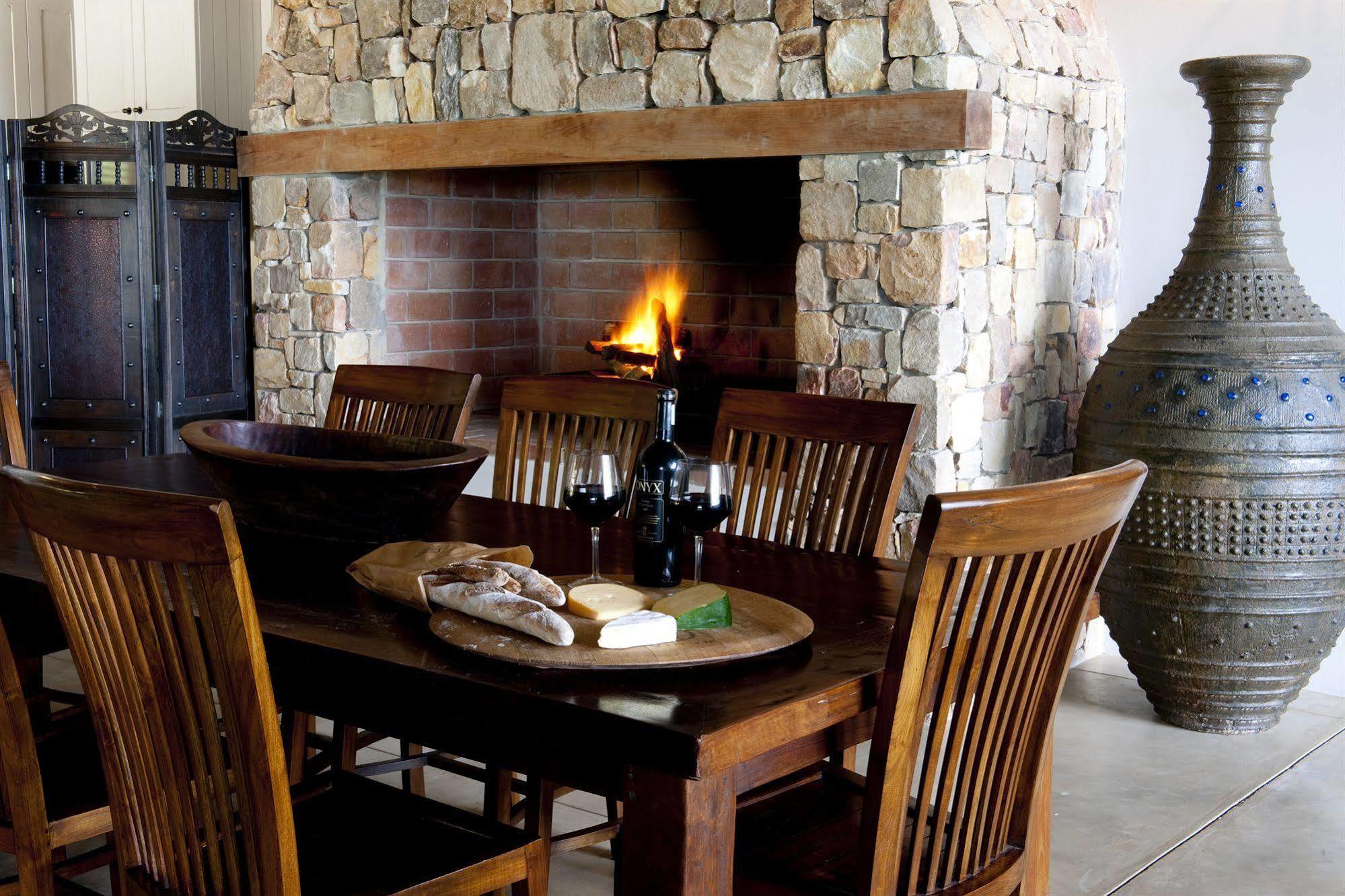 Tamodi Lodge Plettenbergbaai Buitenkant foto